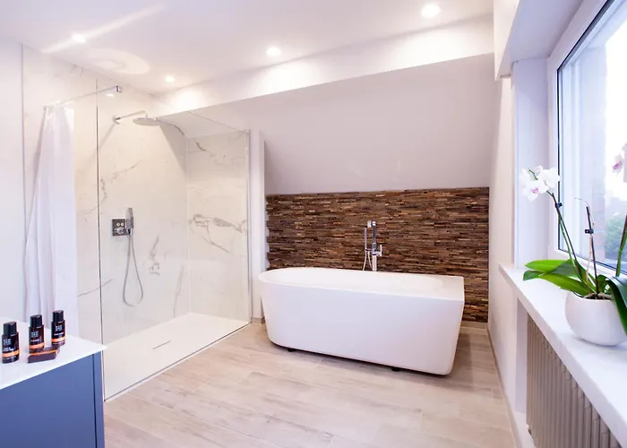 In Front Of The Sea With Natural Swimming Pond *