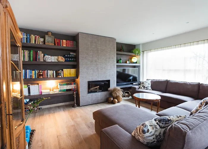 度假居 In Front Of The Sea With Natural Swimming Pond