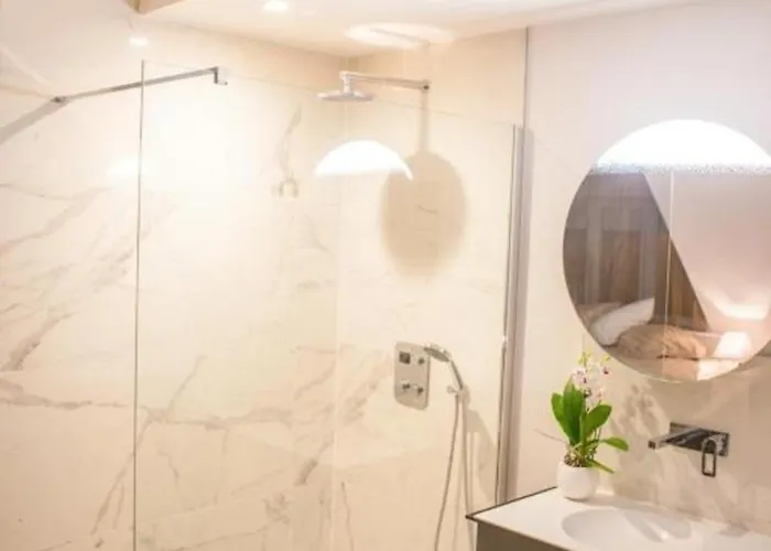 Casa de Férias In Front Of The Sea With Natural Swimming Pond Ostend